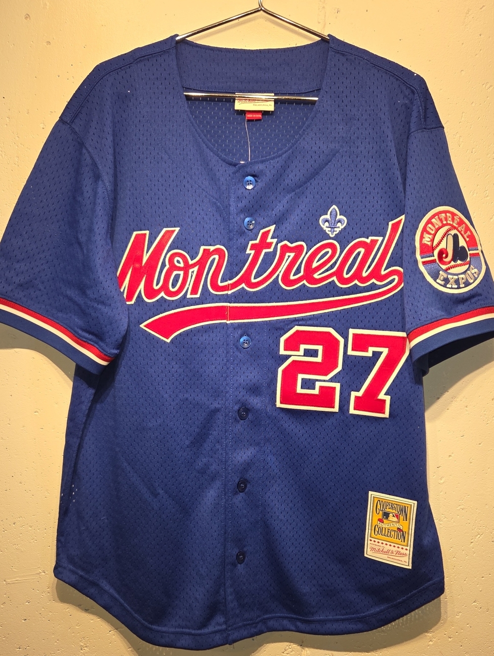Vladimir Guerrero Sr. Montreal Expos Jersey | MLB Cooperstown Collection (Large)